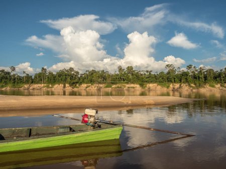 Photo for Wooden boats on the sandy beach at the Javari River, the tributary of the Amazon River, during the low water season. Amazonia. Selva on the border of Brazil and Peru. South America. Dos Fronteras. - Royalty Free Image