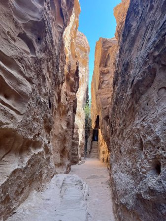 Foto de Little Petra en Jordania WADI MUSA Valley Moses Valley Al Khazneh canyon in Petra (Rose City) - Imagen libre de derechos