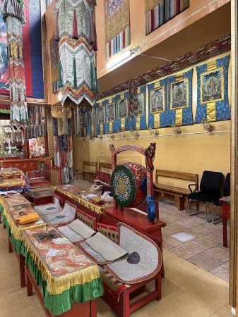 Foto de Interior del Templo de Tara Verde en Ulan Bator, Mongolia, Lugar sagrado - Imagen libre de derechos