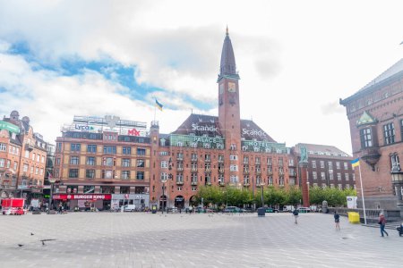 Téléchargez les photos : Copenhague, Danemark - 26 juillet 2022 : Scandic Palace Hotel at City Hall (Radhuspladsen) square. - en image libre de droit