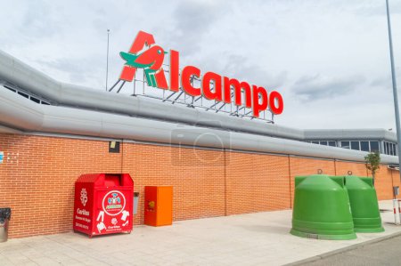 Photo for Aranda de Duero, Spain - September 16, 2023: Alcampo supermarket chain. - Royalty Free Image