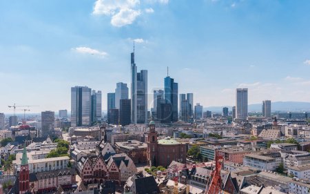 Foto de Skyline de Frankfurt, Alemania, el centro financiero de Alemania - Imagen libre de derechos