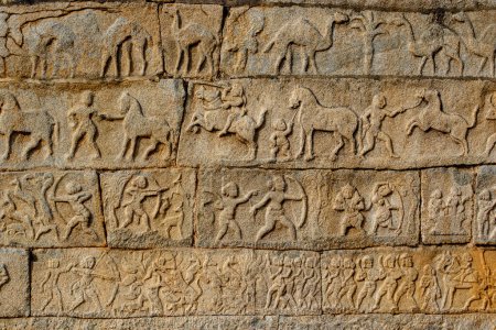 Téléchargez les photos : Riche mur décoré avec des sculptures d'éléphants, Mahanavani Dibba, Hampi, Karnataka, Inde - en image libre de droit