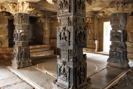 Téléchargez les photos : Intérieur du temple Hazararama, Hampi, Karnataka, Inde, Asie - en image libre de droit