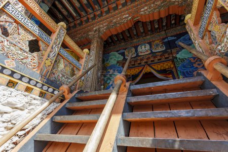Eingangstreppe des Tempels im Punakha Dzong Kloster in Punakha, West-Bhutan, Asien