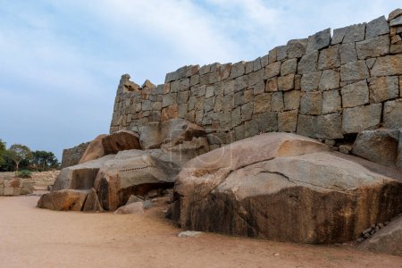 Mur environnant de l'enceinte royale, Hampi, Karnataka, Inde, Asie