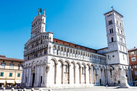 Foto de Fachada de la catedral de Lucca, Toscana, Italia, Europa - Imagen libre de derechos