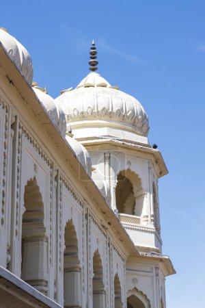 Außenansicht des Bara Imambara, Lucknow, Uttar Pradesh, Indien, Asien