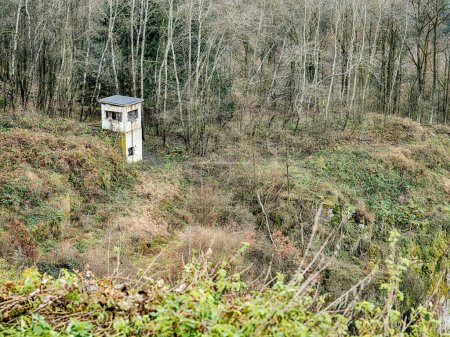Photo for MAUTHAUSEN, AUSTRIA - DECEMBER 4, 2022: A remote guardtower watches over the countryside outside the Mauthausen concentration camp in Austria. - Royalty Free Image