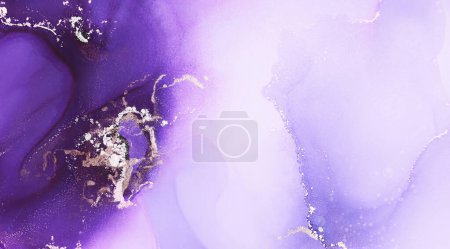 Foto de Mármol de tinta de alcohol púrpura. acuarela de mármol violeta. oro agua color fondo. color mármol lámina. pintura al agua de oro lienzo. mármol abstracto moderno. fluido - Imagen libre de derechos