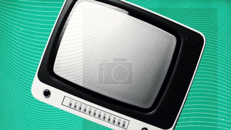 Téléchargez les photos : Vintage TV with blank screen and copy space: television and entertainment concept - en image libre de droit