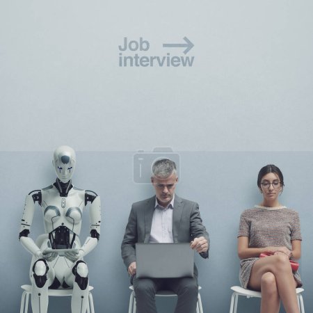 Téléchargez les photos : Business people and humanoid AI robot sitting and waiting for a job interview: AI vs human competition - en image libre de droit