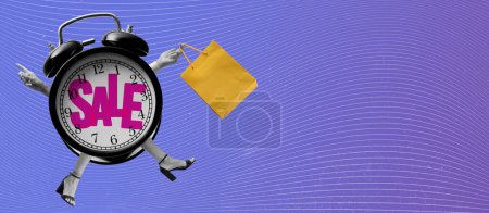 Foto de Anuncio de compras y ventas con divertido personaje de reloj despertador vintage haciendo compras - Imagen libre de derechos