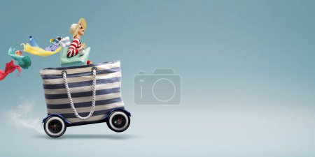 Foto de Mujer feliz montando una bolsa rápida con ruedas e ir a la playa, vacaciones de verano y concepto de viaje, espacio de copia - Imagen libre de derechos