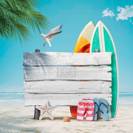 Téléchargez les photos : Vieille enseigne en bois sur la plage, planches de surf et accessoires de plage, vacances d'été au concept de plage - en image libre de droit