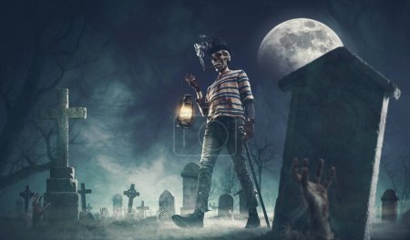 Téléchargez les photos : Monstre effrayant marchant dans le cimetière et zombies se levant de leurs tombes - en image libre de droit