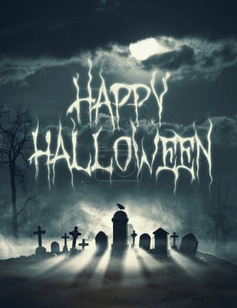 Téléchargez les photos : Joyeux vœux d'Halloween et vieux cimetière effrayant la nuit - en image libre de droit