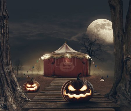 Espantosa carpa de circo y calabazas de Halloween por la noche, gran luna llena en el fondo, horror y concepto de entretenimiento