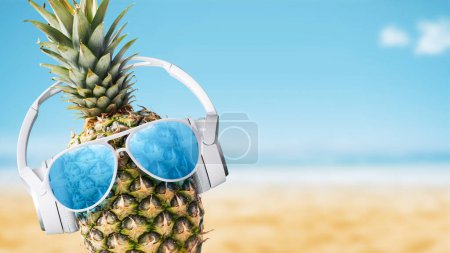 Téléchargez les photos : Ananas drôle portant des écouteurs et des lunettes de soleil à la plage tropicale, vacances d'été et concept de fête, espace de copie - en image libre de droit
