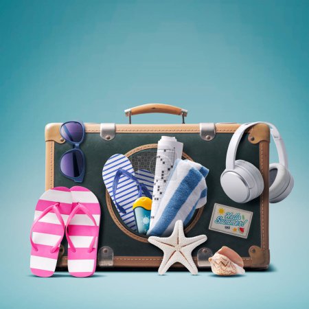Téléchargez les photos : Valise vintage avec accessoires de plage colorés, vacances d'été au concept bord de mer, espace de copie - en image libre de droit