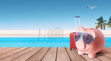 Glückliches Sparschwein mit Gepäck und Sonnenbrille am Urlaubsort, günstiges, bezahlbares Sommerurlaubskonzept