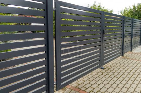 Clôture métallique moderne pour clôture de cour