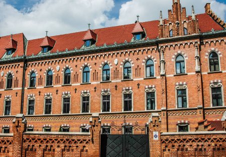 Téléchargez les photos : The facade of the Higher Theological Seminary of the Archdiocese of Krakow - en image libre de droit