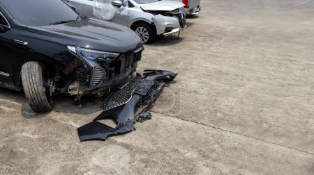 Autowrack; Autoschaden durch Kollision im Straßenverkehr; Versicherungsschutz erforderlich