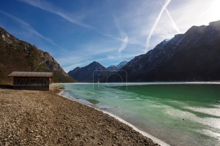 Téléchargez les photos : Heiterwanger See by winter, Tyrol, Autriche - en image libre de droit
