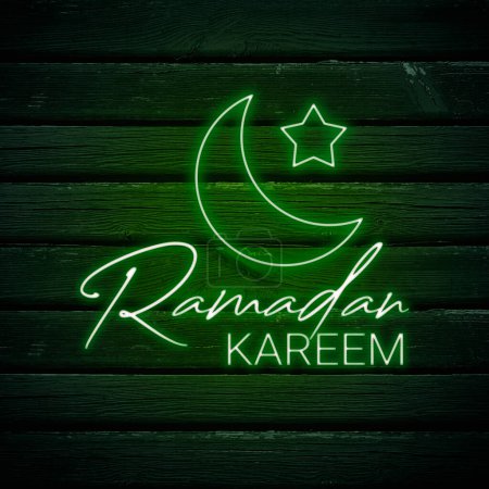 Téléchargez les photos : Ramadan Kareem texte sur fond en bois. Salutation pour Ramadan Moubarak, Eid Moubarak. Joyeux Ramadan, Bonne idée de carte de voeux pour l'Aïd. Le mois saint. Espace de copie. - en image libre de droit