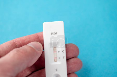 Person mit positivem HIV-Test