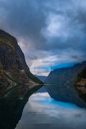 Téléchargez les photos : Naeroyfjord, Sogn og Fjordane comté, Norvège - en image libre de droit