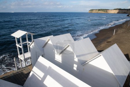 Foto de Cabañas de playa vacías blancas en Procida - Imagen libre de derechos