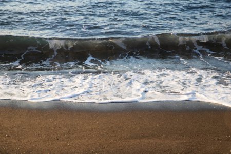 Téléchargez les photos : Belle plage de sable fin et mer - en image libre de droit