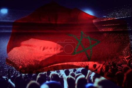 Téléchargez les photos : Supporters de football et drapeau du Maroc - en image libre de droit