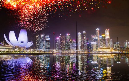 Foto de Fuegos artificiales sobre Singapur feliz año nuevo - Imagen libre de derechos