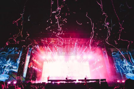 Foto de Stage lights live concert summer music festival - Imagen libre de derechos