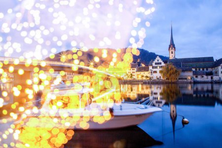 Téléchargez les photos : Lumières de Noël à Zurich la nuit - en image libre de droit