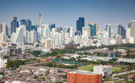 hohe gebäude panorama stadtzentrum von bangkok city und lumpini park thailand