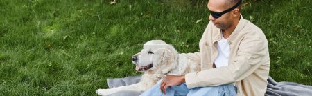 Ein Afroamerikaner mit Myasthenia-Gravis-Syndrom sitzt mit seinem treuen Labrador-Hund auf einer Decke und verkörpert Vielfalt und Inklusion.