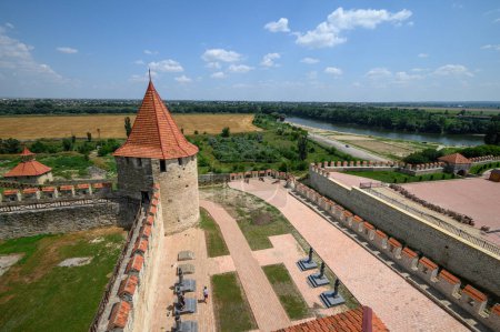 Foto de Antigua fortaleza medieval turca y rusa de Bender en el río Dniester en Tighina o Bendery, Transnistria, Moldavia - Imagen libre de derechos