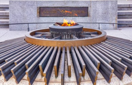 Téléchargez les photos : Incendie olympique au Musée Olympique de Lausanne, Suisse - en image libre de droit