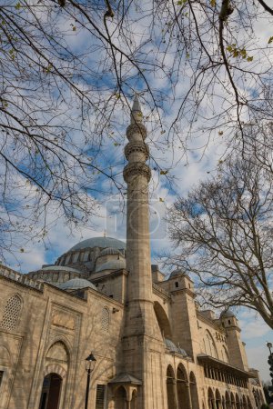 Vista de la mezquita Suleymaniye. Foto Ramadán o concepto islámico. Edificios famosos de Estambul concepto foto.