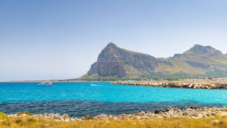 Foto de San Vito Lo Capo, un destino atractivo con una hermosa playa en Sicilia, Italia, Europa. - Imagen libre de derechos