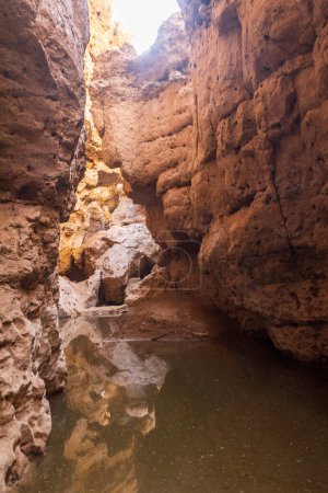 Téléchargez les photos : Impression de l'intérieur du canyon sesriem dans le sossusvlei namibien. - en image libre de droit