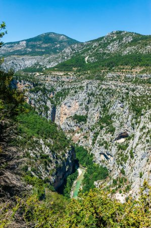 Téléchargez les photos : Une vue magnifique sur les gorges du Verdon, également connu sous le nom de Grand Canyon européen, dans la Provence française. - en image libre de droit