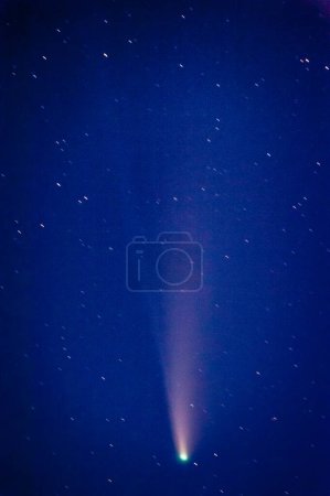 Foto de Telefoto del cometa C2020 F3 NEOWISE, visto desde el sur de Francia. - Imagen libre de derechos