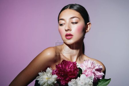 Photo for Woman make-up lifestyle beauty style treatment face portrait blush girl flower model beautiful beauty healthy makeup fashion art skin eye cosmetic pink - Royalty Free Image