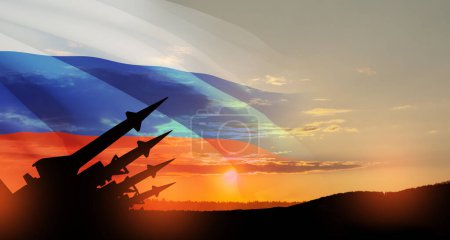 Die Raketen zielen bei Sonnenuntergang mit russischer Flagge in den Himmel. Atombombe, Chemiewaffen, Raketenabwehr, Salvenfeuer. 3d-rendering.
