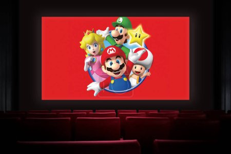Téléchargez les photos : The Super Mario Bros. Film au cinéma. Regarder un film au cinéma. Astana, Kazakhstan - 23 mars 2023. - en image libre de droit